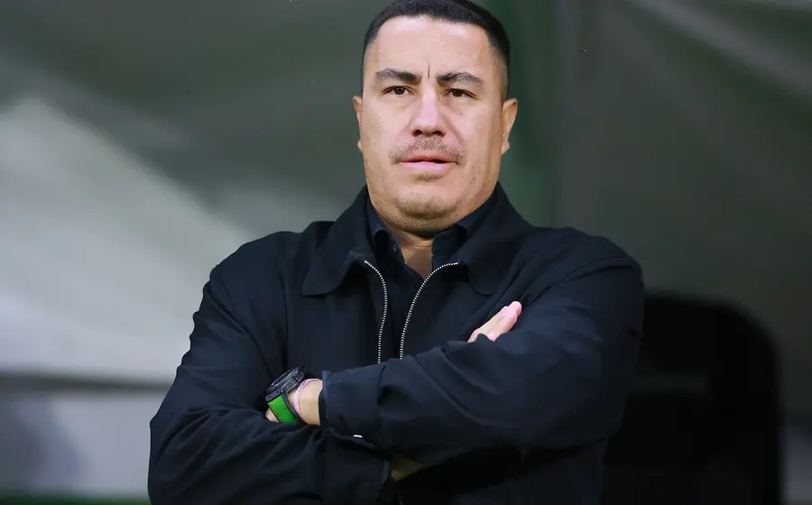 El técnico Efraín Juárez dejó el banquillo de los Pumas