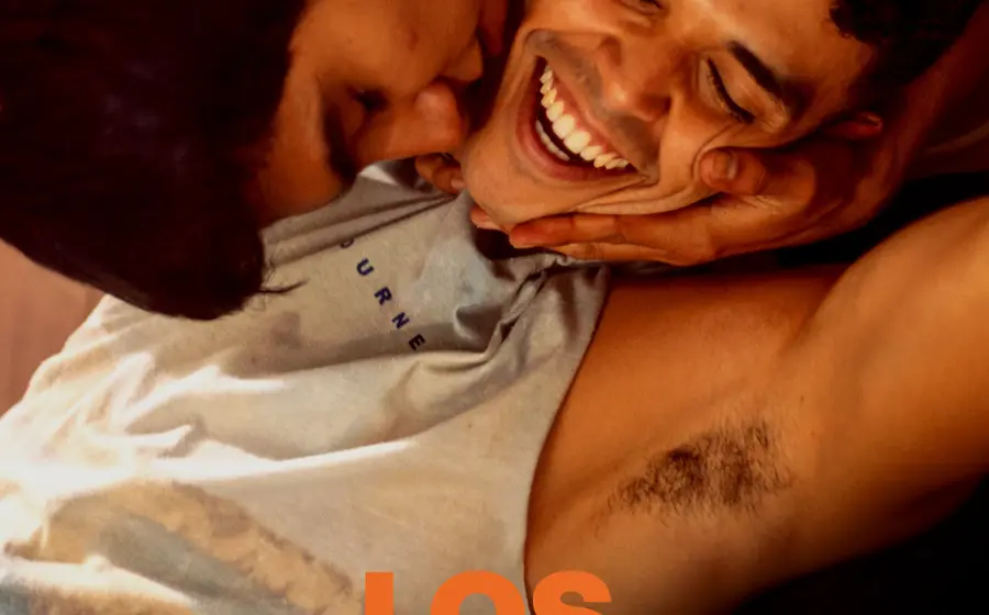 Los demonios del amanecer, una historia que explora el amor, los sueños y la búsqueda de identidad en medio de un entorno tan diverso como desafiante.