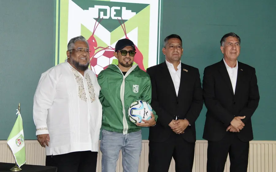 Jesús García Avelino fue presentado como nuevo director técnico de los Chapulineros de Oaxaca.