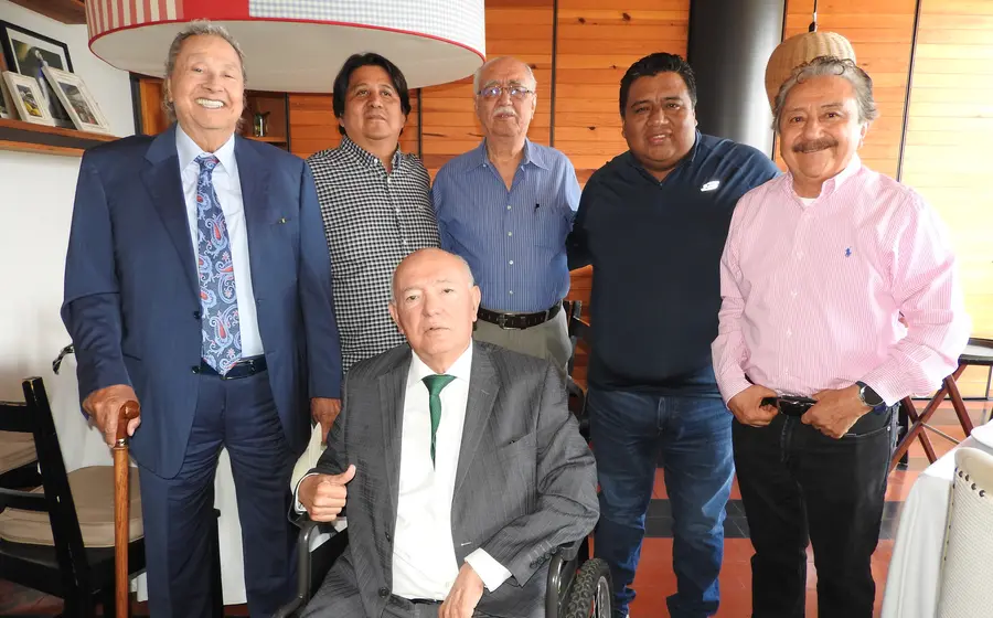 El licenciado Ericel Gómez Nucamendi, el maestro Fernando Andriacci, el ingeniero Lino Palacios, y los licenciados Ángel Domínguez, Alberto Neftalí García Arango y David Colmenares Páramo.