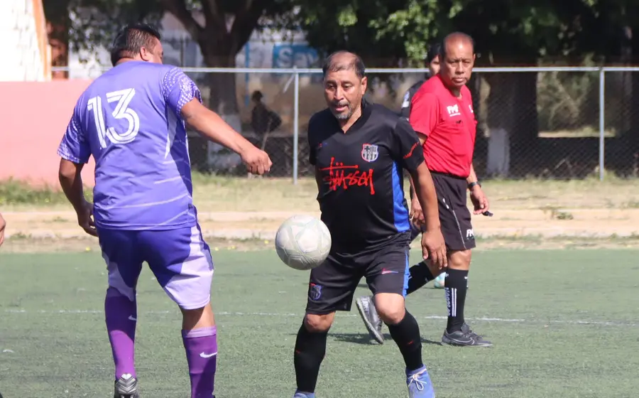 El domingo arrancará la nueva Liga de futbol de veteranos en Ocotlán de Morelos.
