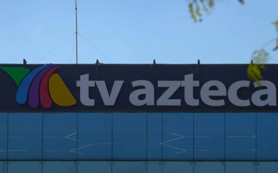 Acreedores de TV Azteca inician acciones legales en Estados Unidos para exigir el pago de sus deudas, acusando a la empresa de eludir obligaciones.