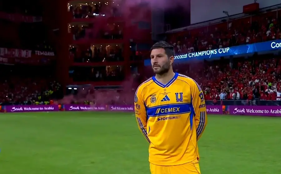 El futbolista francés André-Pierre Gignac, quien se despide del club Tigres UANL después de una exitosa carrera de 13 años con el equipo.