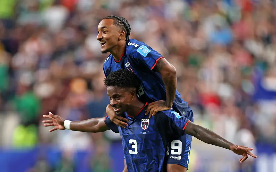 La selección de fútbol de Cabo Verde, la gran sorpresa del torneo, celebra su histórica clasificación a dieciseisavos en la Copa Mundial FIFA 2026.