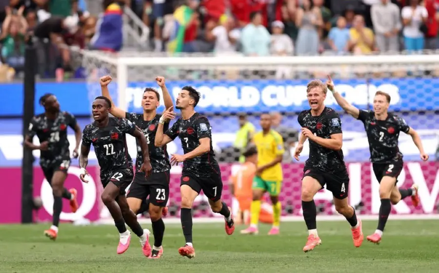 La selección de Canadá hace historia y celebra su clasificación a los Octavos de Final de la Copa Mundial FIFA 2026.
