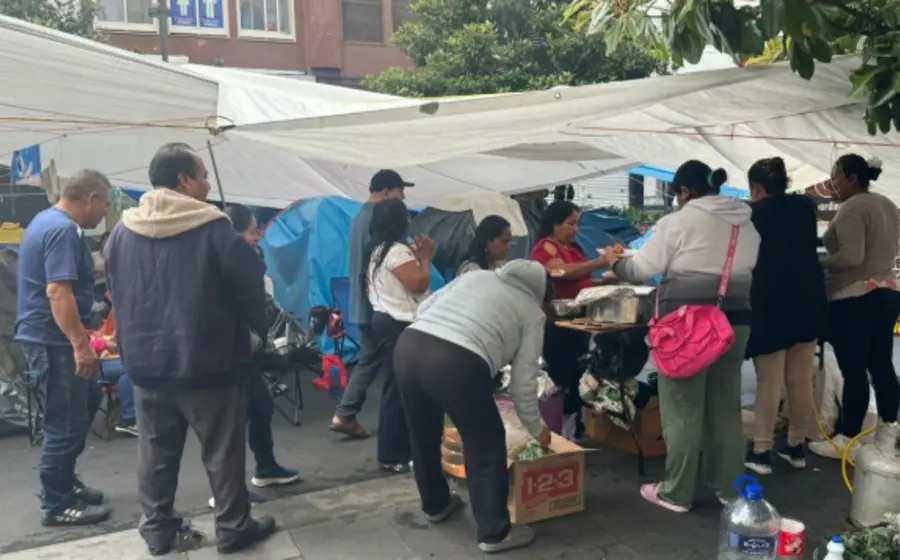 La dirigencia de la CNTE anuncia en conferencia de prensa las próximas movilizaciones que se realizarán en accesos a la Ciudad de México.