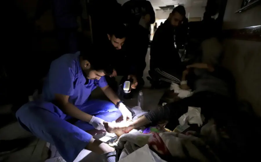 El sistema de salud en Gaza ha colapsado, poniendo en grave riesgo a miles de enfermos, incluidos pacientes de cáncer y diálisis.