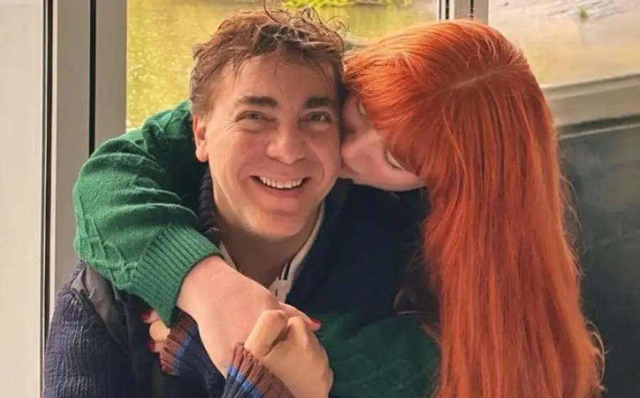 El cantante mexicano Cristian Castro en una fotografía reciente, en medio de nuevos rumores sobre su vida sentimental con Victoria Kühne.
