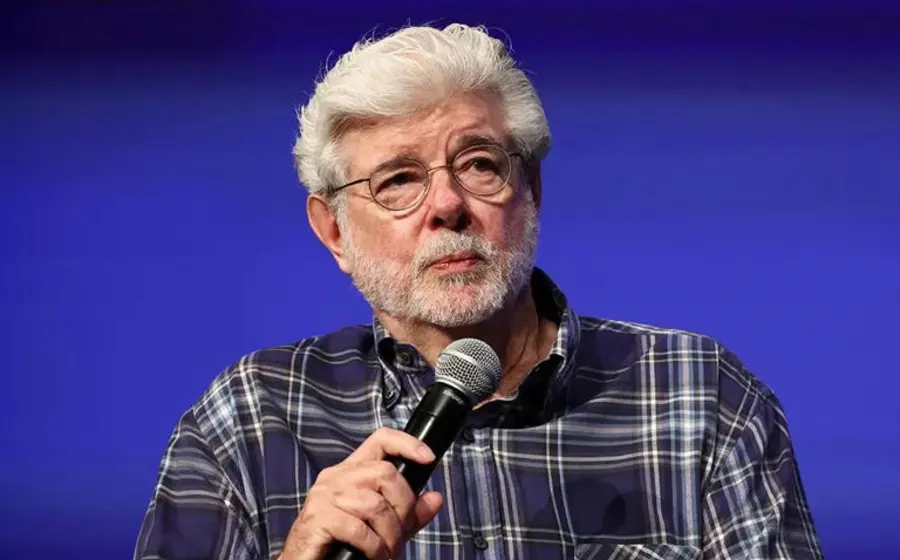 El director de cine George Lucas, quien prestará su voz para la película 'Minions & Monsters' en su primera aparición en 20 años.