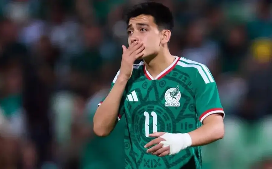 El futbolista mexicano Gilberto Mora, quien se perfila como el jugador más joven para competir en el Mundial de la FIFA 2026.