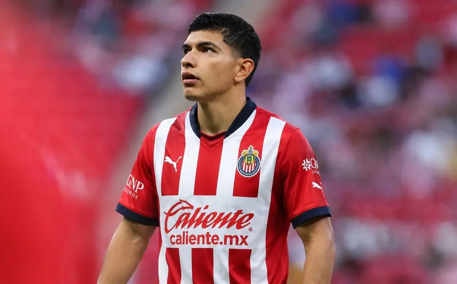 El futbolista Kevin Castañeda, quien se presenta como el primer refuerzo de las Chivas del Guadalajara para el torneo Apertura 2026.
