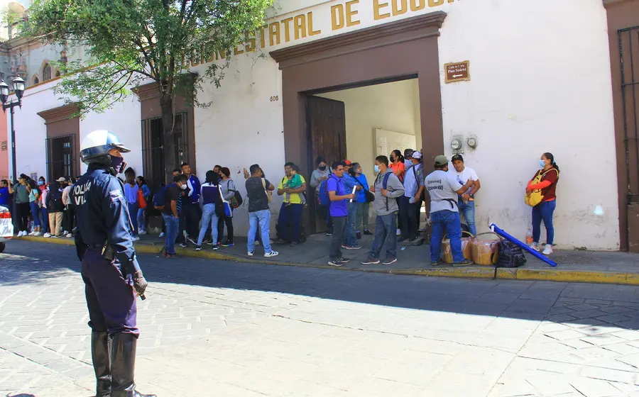 Maestros de Educación Física en Oaxaca anuncian un paro de labores y movilizaciones a pocos días de que termine el ciclo escolar.