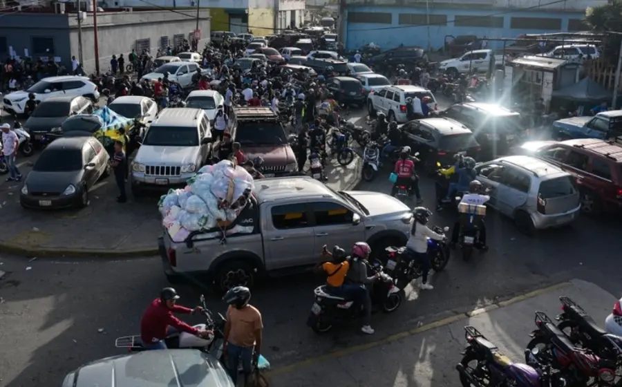 La Secretaría de Relaciones Exteriores mantiene un operativo en Venezuela para repatriar a 26 mexicanos que solicitaron volver al país tras el terremoto.