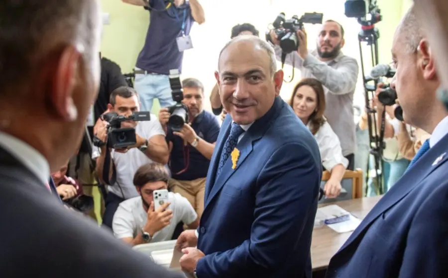 Nikol Pashinyan, primer ministro de Armenia, cuyo partido Contrato Civil ha conservado el control legislativo del país.