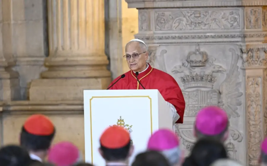 El Papa Francisco emite un mensaje para España donde llama a respetar la paz y abandonar la polarización y las narrativas divisivas.