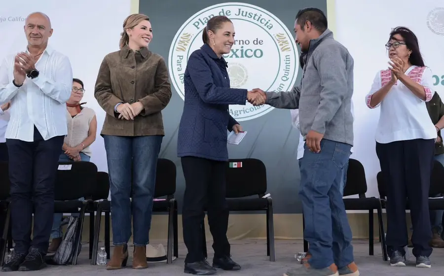 Claudia Sheinbaum durante el lanzamiento del programa de mejoramiento de vivienda, que otorga apoyos de 40 mil pesos a los beneficiarios.