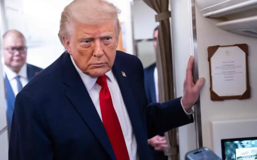 El magnate Donald Trump pide a Irán volver a la mesa de diálogo y solicita a Israel que se abstenga de responder con ataques.