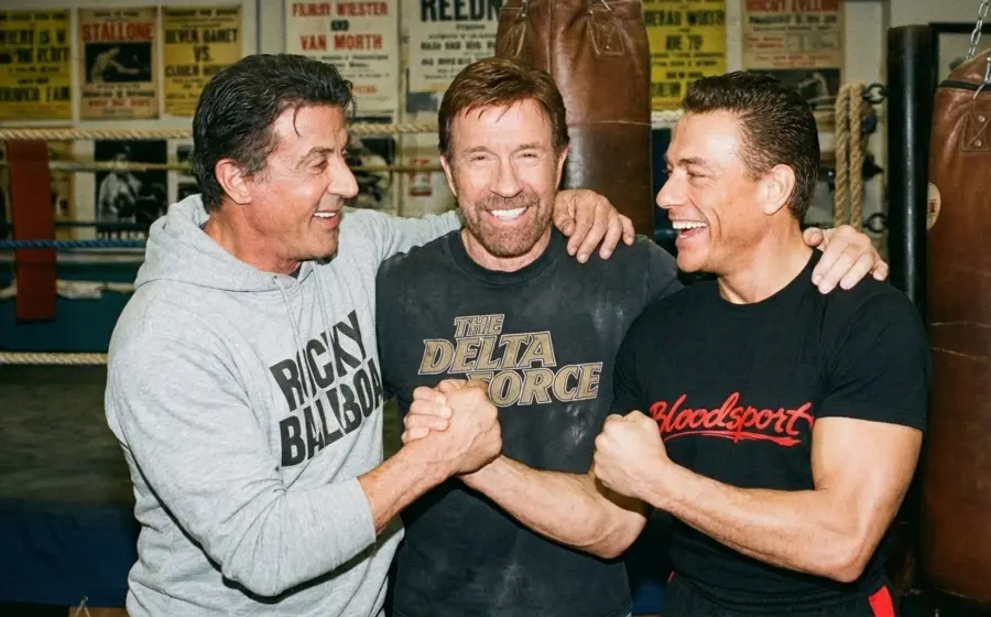 Sylvester Stallone y Jean-Claude Van Damme recordaron a Norris.