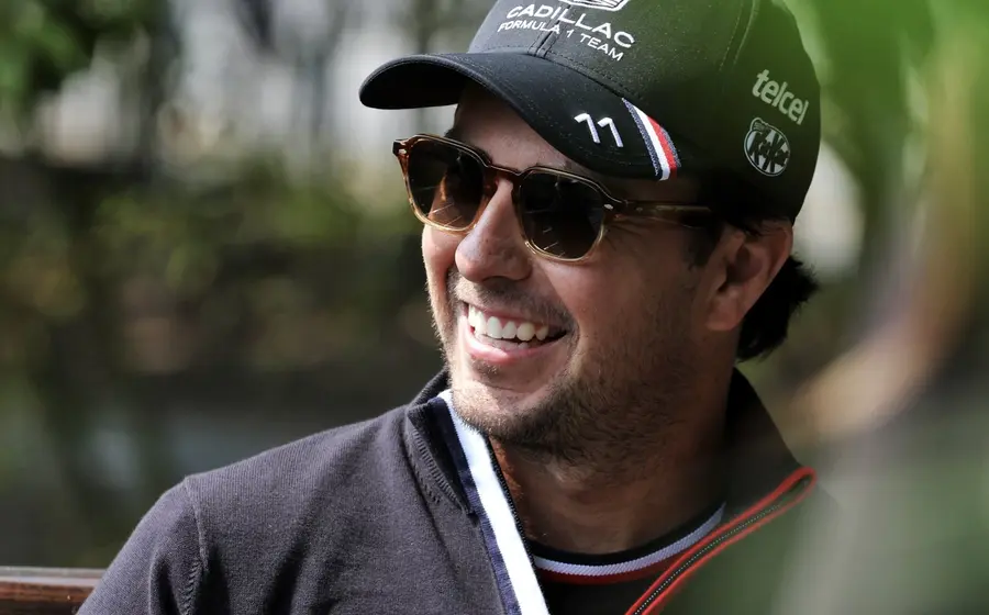  Checo Pérez criticó el nuevo sistema electrónico.