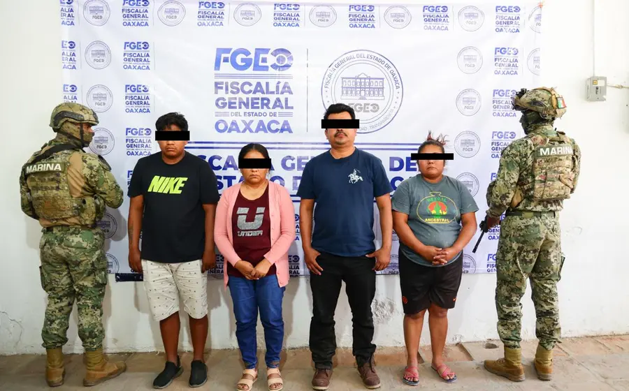 Alcalde, síndica y dos policías de Santa María Ipalapa fueron detenidos.
