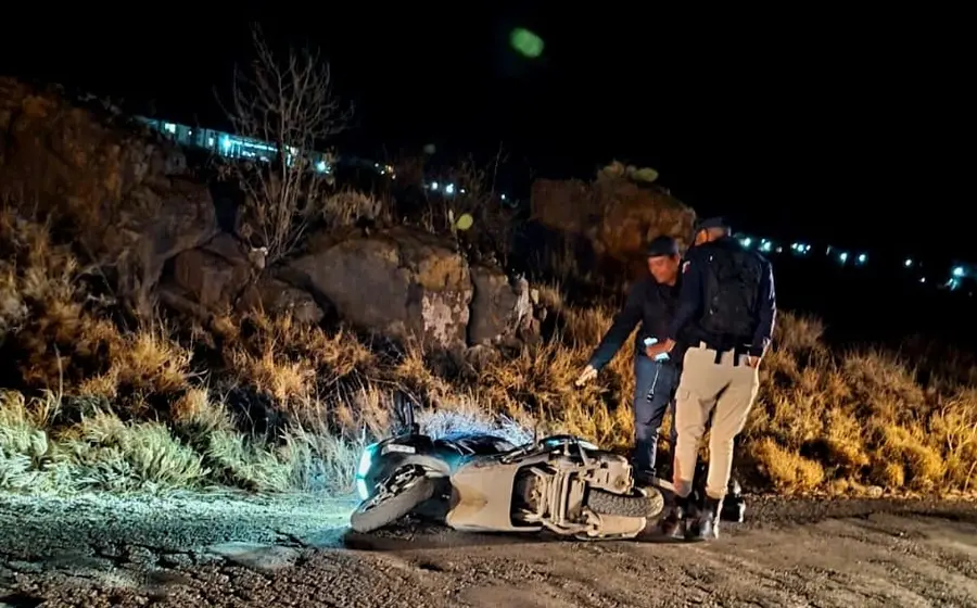 Escena del crimen donde fue ejecutado Carlos N, dueño del bar La Diabla, cerca del basurero de Ciudad Yagul en Tlacolula de Matamoros.