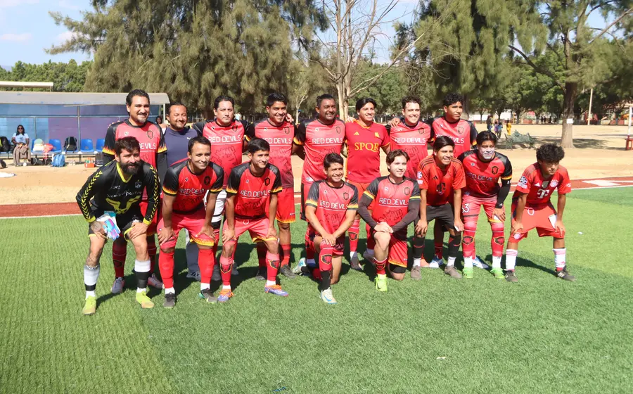 El equipo de futbol Red Devils se despide de la Liga Mayor A de Oaxaca, marcando el final de su participación en el torneo.