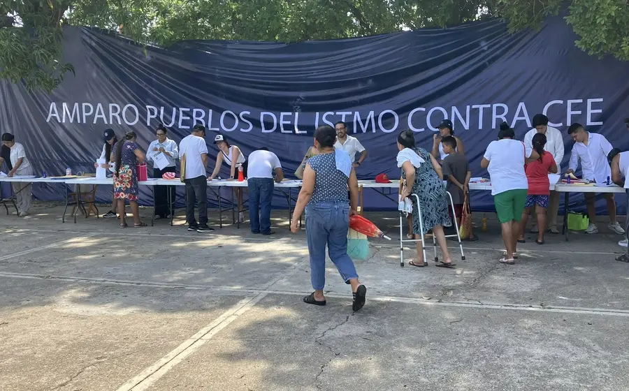 La acción legal reúne más de mil firmas de usuarios afectados.