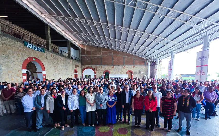 El conversatorio reunió a jueces, abogados y ciudadanía.