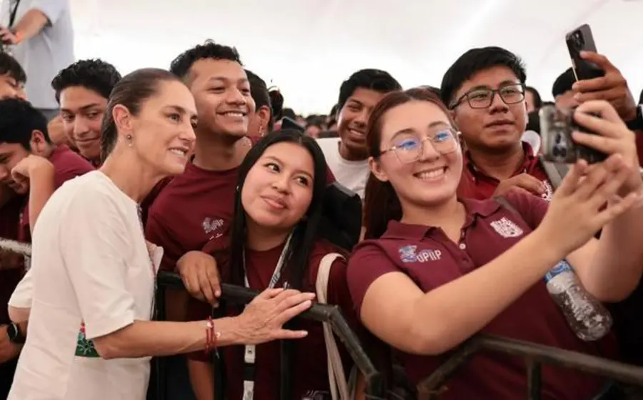 Beneficiará a 56,911 estudiantes de nivel superior en Chiapas. Foto: Presidencia de la República