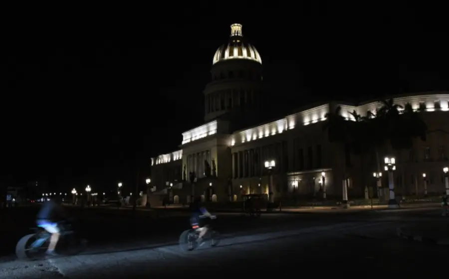 El documento llama a “proteger, resistir, sobrevivir y vencer”.