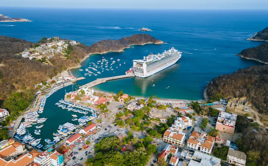 Huatulco se expande: lanzan licitación pública de lotes turísticos y comerciales.