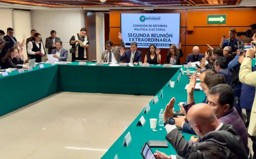 Se aprobó incluir la intervención extranjera como causal de nulidad electoral.