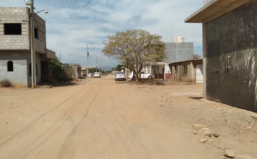 Colonias del municipio enfrentan problemas de iluminación y abandono.