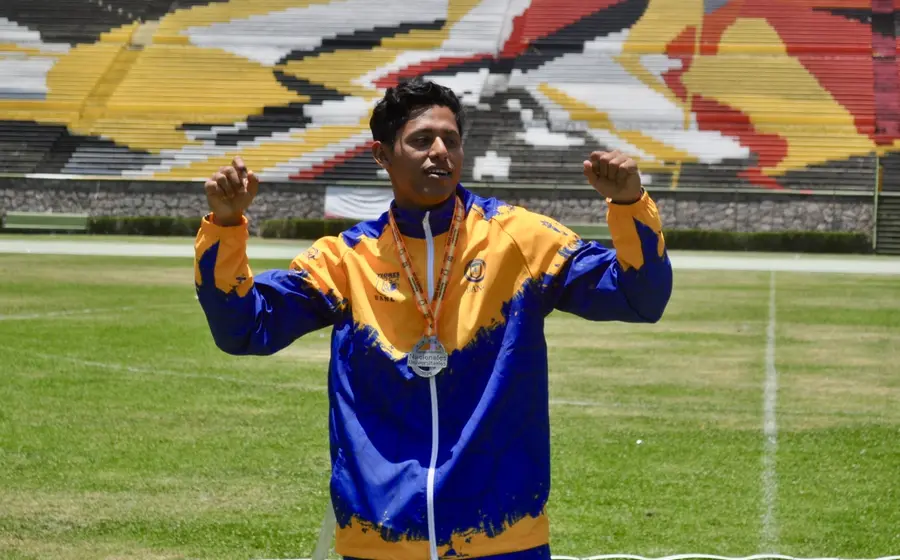 Edson Matus volvió a subir al podio, con plata en los Nacionales ANUIES 2026
