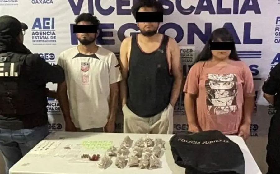 Dos hombres y una mujer fueron detenidos en Valdeflores, Zimatlán de Álvarez.