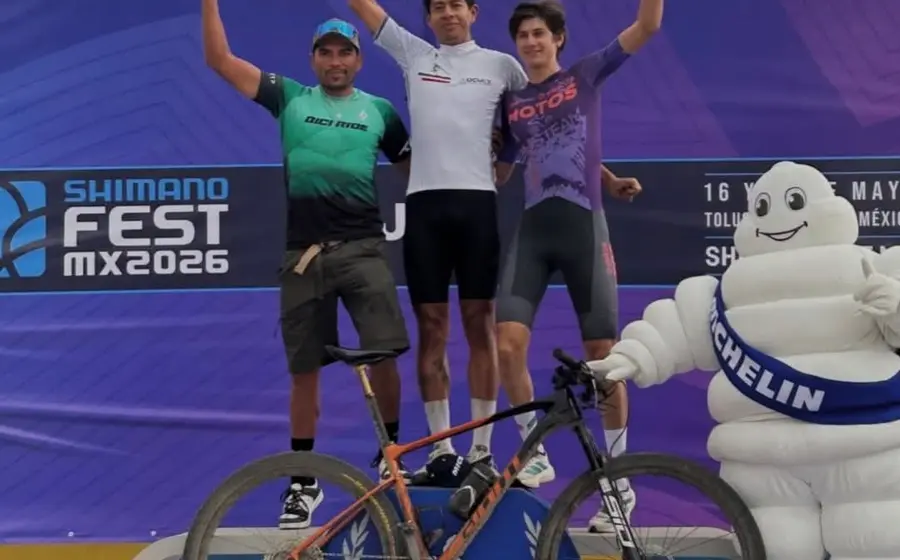 Amando Martínez en lo más alto del podio nacional.