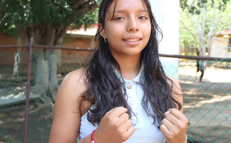 La joven boxeadora Airnee Harumi Peralta, orgullo de Zaachila, quien sueña con pertenecer a la Selección Mexicana de Boxeo.
