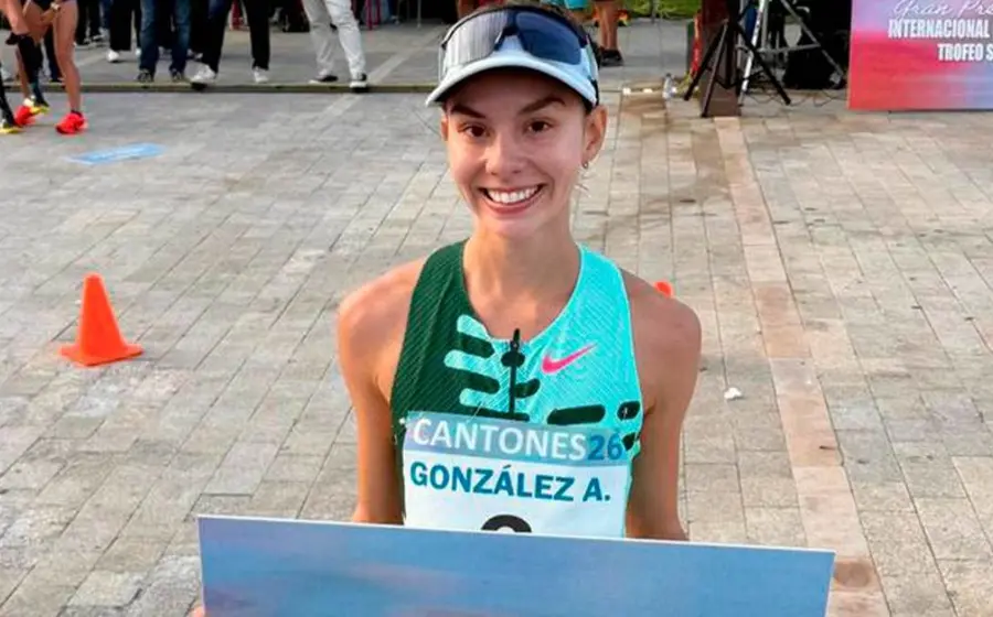 La mexicana Alenga González dominó la prueba femenil de 21 kilómetros en el XXXIX Gran Premio Cantones