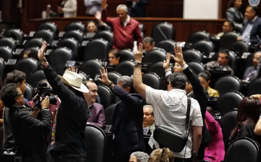 Una vista del pleno legislativo donde el partido Morena retiró su propuesta de dictamen para anular elecciones por injerencia extranjera.