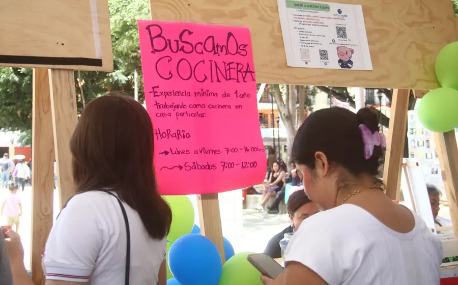Oaxaca registra su nivel más bajo de pobreza laboral en 10 años, pero la precariedad económica aún afecta a 5 de cada 10 habitantes.