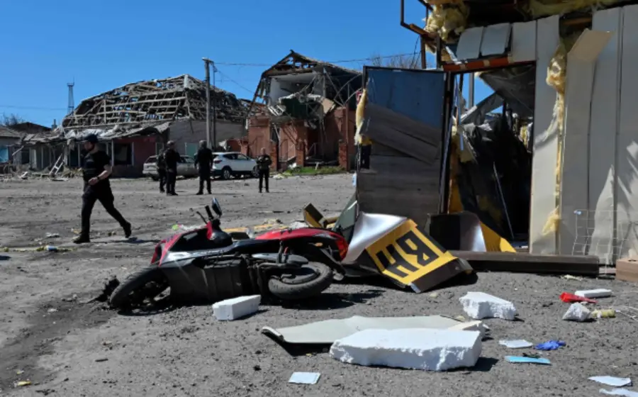 Fuerzas militares rusas durante el desfile que conmemora la tregua de la Segunda Guerra Mundial, en el contexto de la amenaza de ataque a Ucrania.