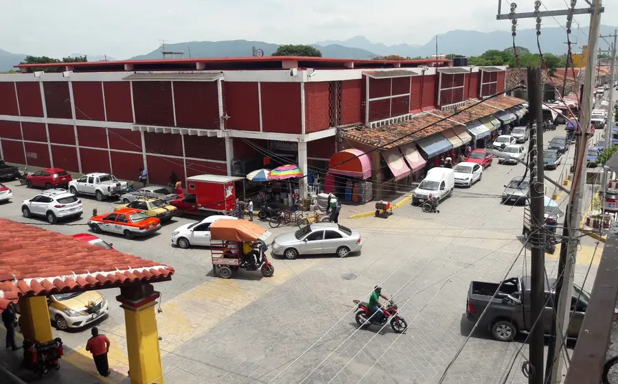 Anuncian la venta conmemorativa por el Día de las Madres en Tehuantepec, una jornada comercial que se realizará el próximo viernes 10 de mayo.