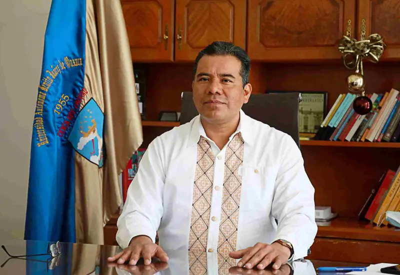 Eduardo Bautista rector uabjo