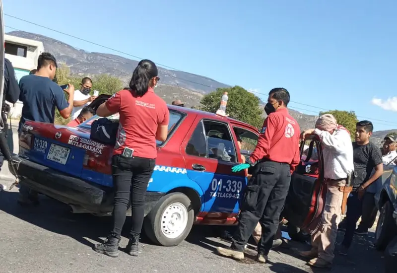 Taxi y personas