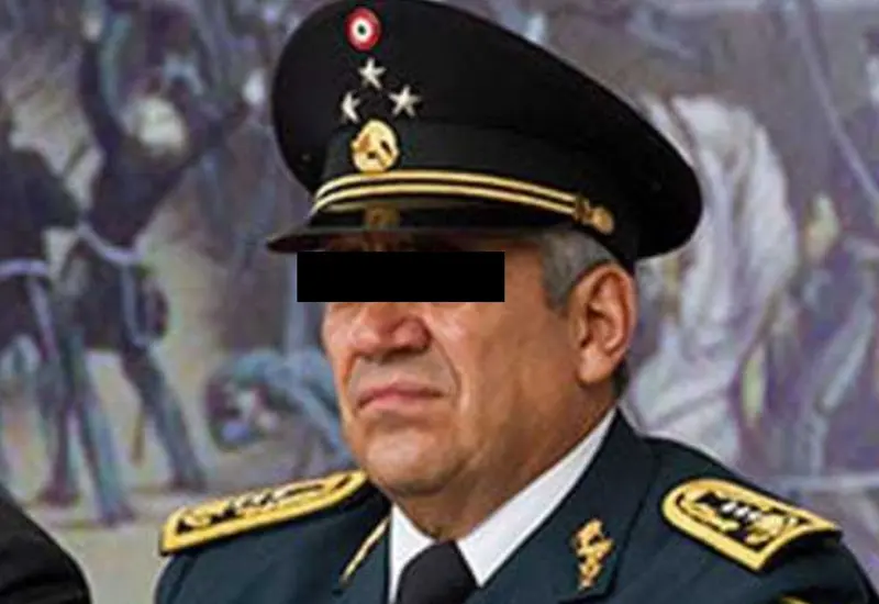 General retirado