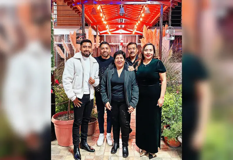 Javier Aquino y su familia
