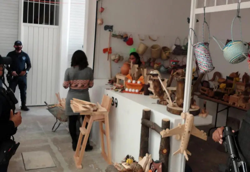 locatarios del Mercado de Artesanías