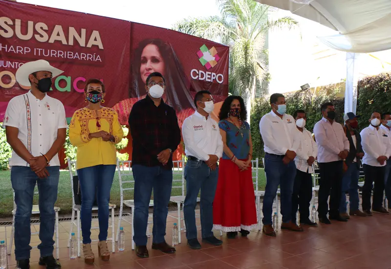 Harp con miembros del CDEPO