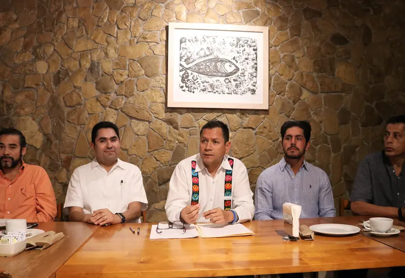 Presentan Pádel
