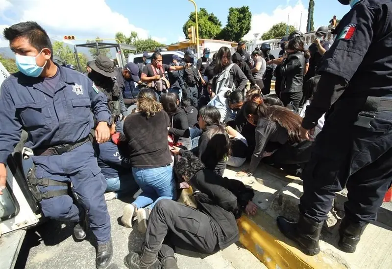 Movilización de normalistas